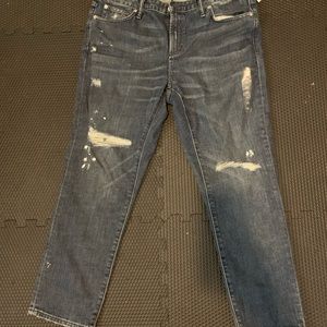 GAP real straight skimmer distressed jeans